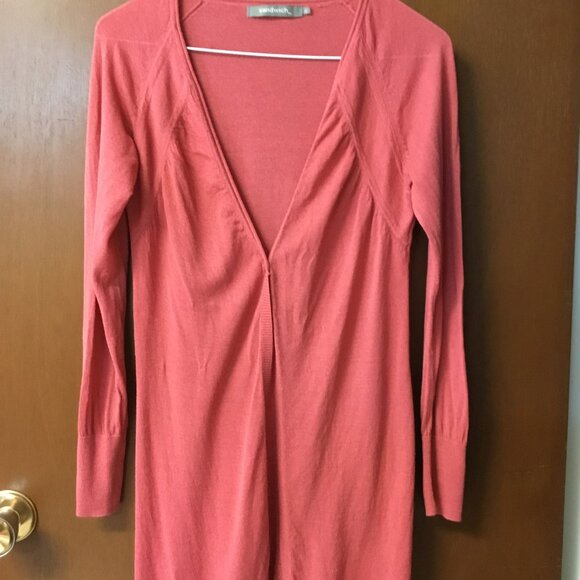 Sweater - Picture 1 of 3